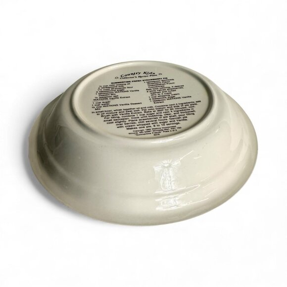 Vintage Watkins Country Kids "Summertime Friends" Collector Recipe Plate, 1989 - Picture 6 of 8